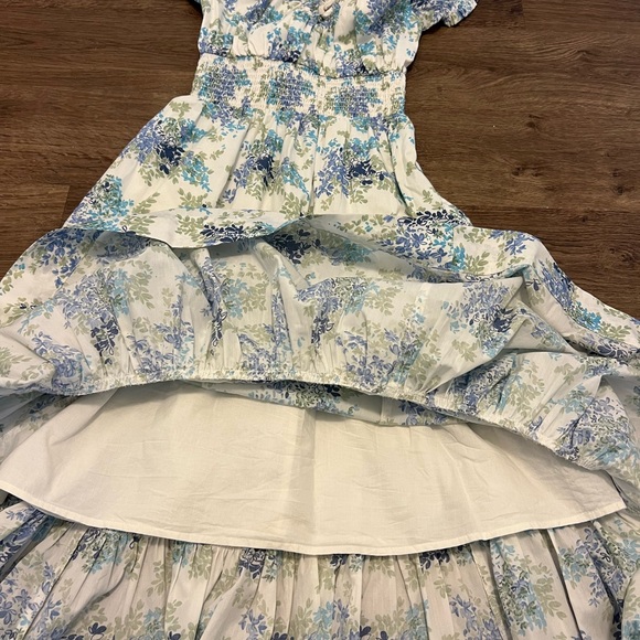 NWT Abercrombie Cap Sleeve Smocked Waist Floral Midi Dress White Floral - Small - Picture 6 of 8